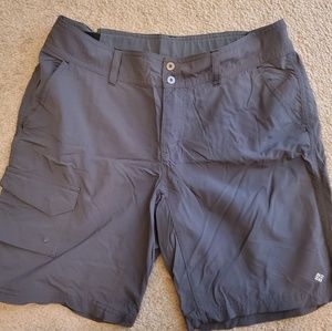 Columbia shorts